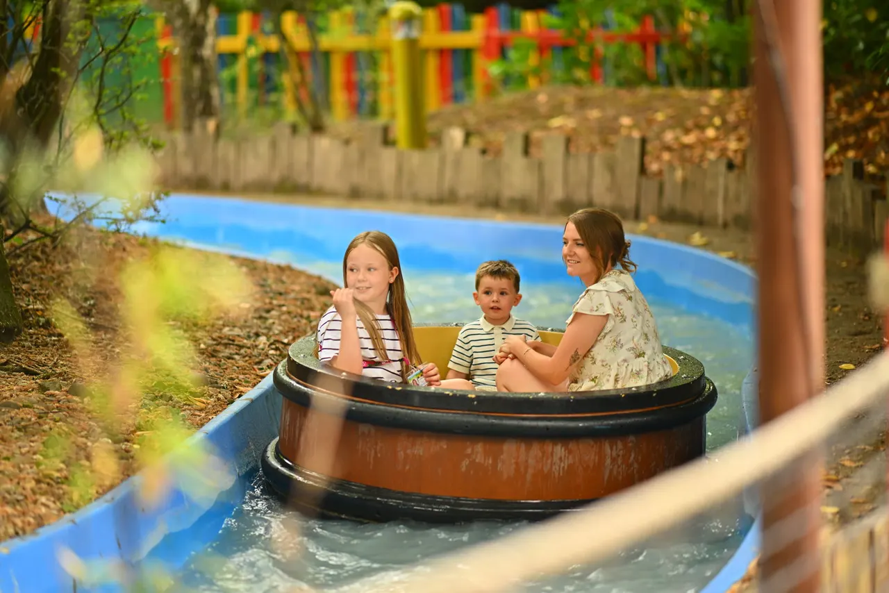 Jolly Pirate water barrel ride