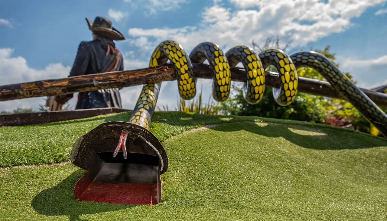 Trent Lock Adventure Golf (Pirates Landing)