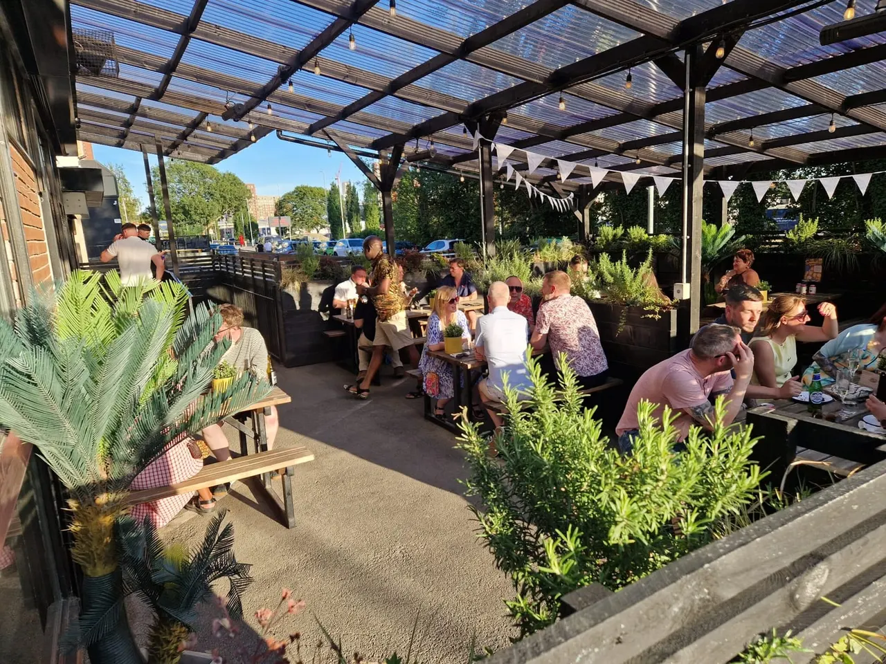 Board Game & Play Cafés in Leeds