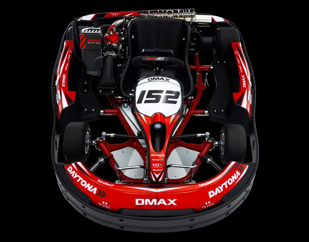 DMAX kart racing on Daytona Tamworth outdoor track