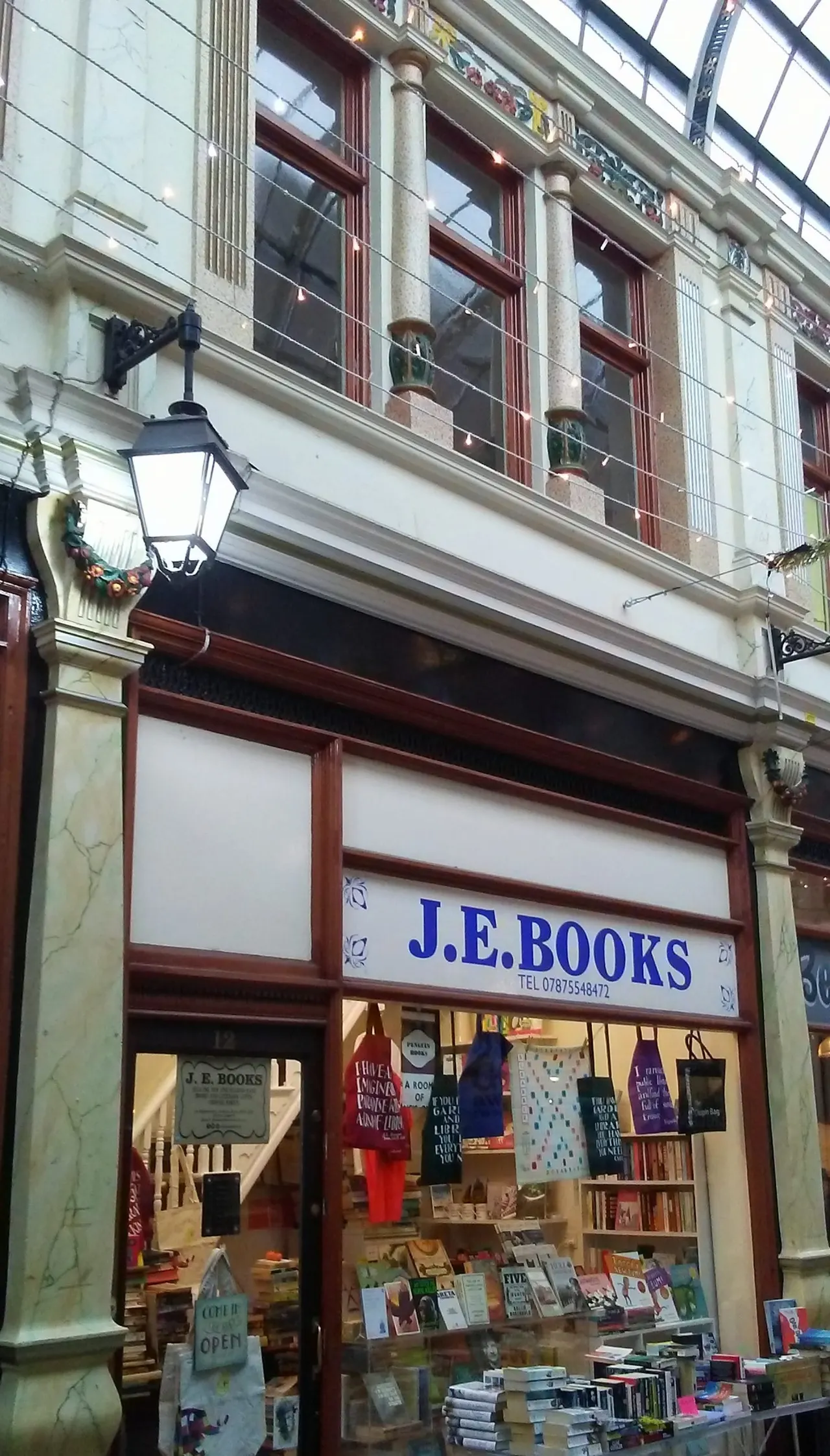 Reading, Book Clubs & Storytime in Hull