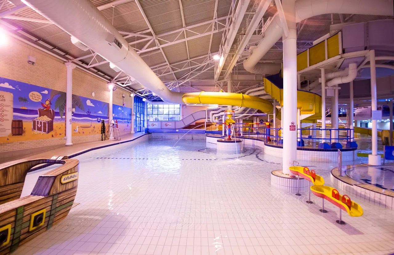Pirate Pool flume and leisure pool Mansfield