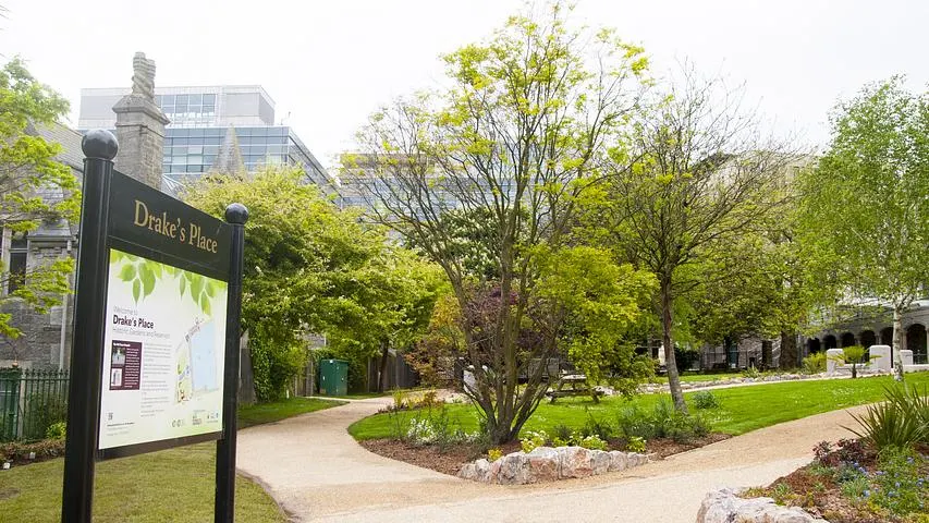 Gardens & Arboretums in Plymouth