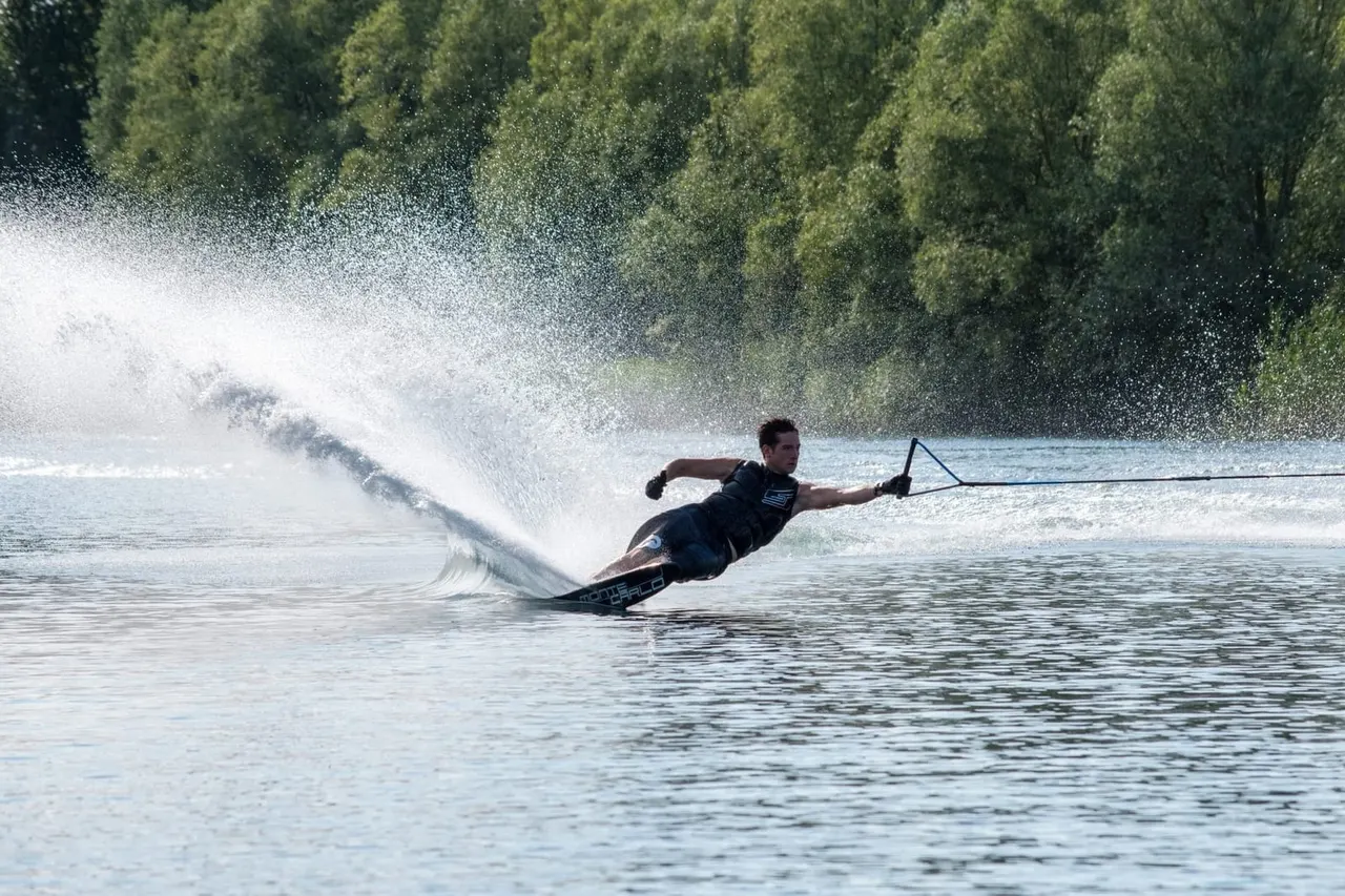Lakes, Reservoirs & Riversides in Reading