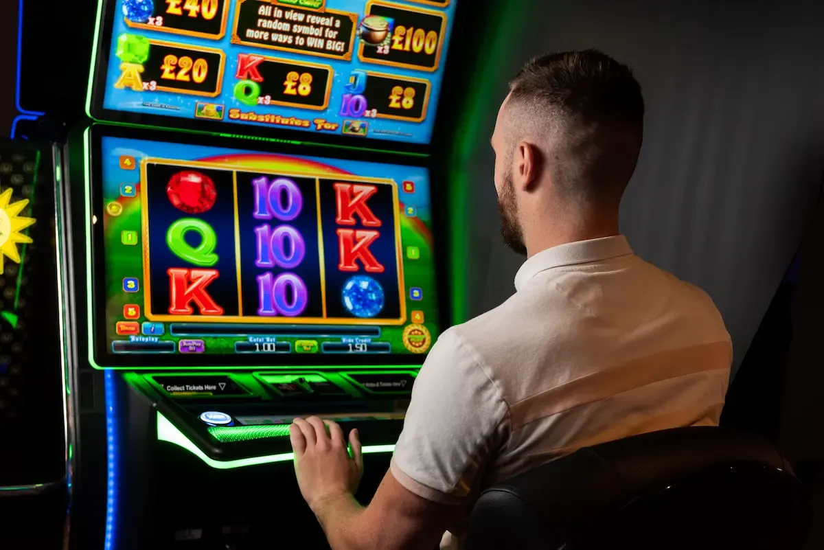 MERKUR Slots - Watford High Street