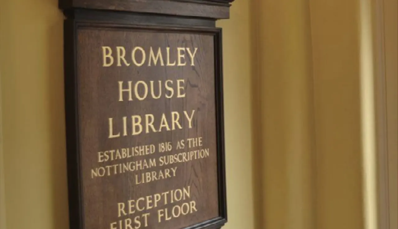 Bromley House Library