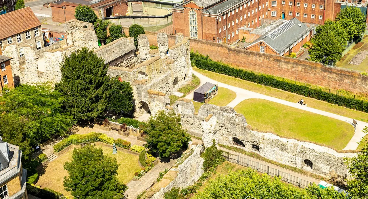 Reading Abbey Ruins