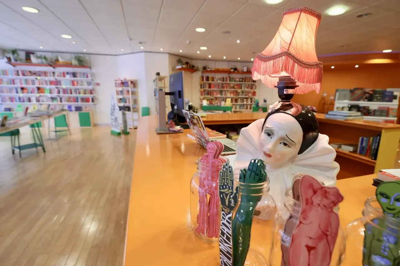 Drop City Books