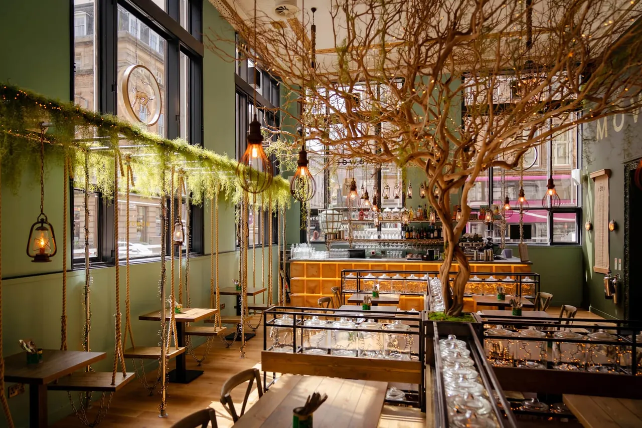 Mowgli Glasgow dining
