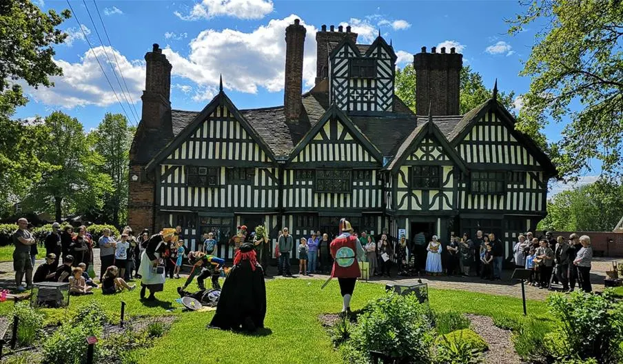 Oak House Museum