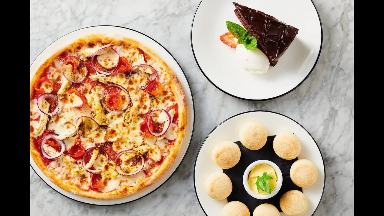 PizzaExpress dining room