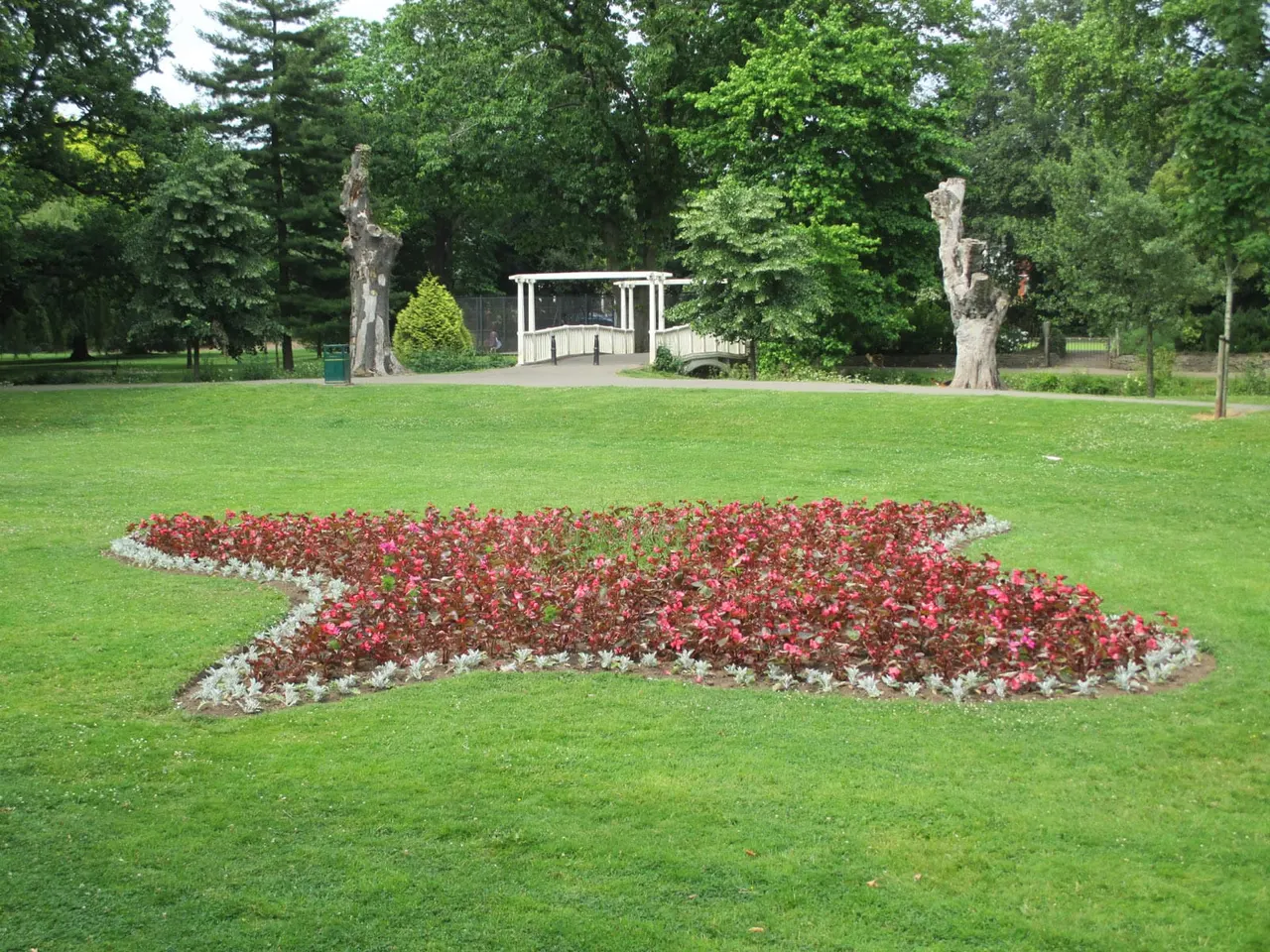 Gardens & Arboretums in Cardiff