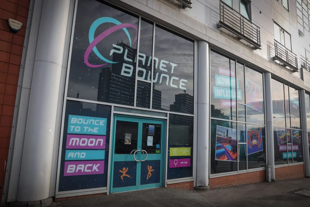 planet bounce